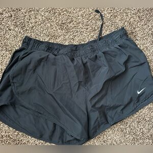 Nike women’s shorts